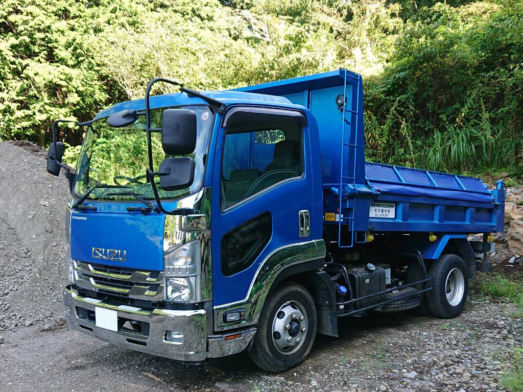 4tダンプ新車が納車されました!